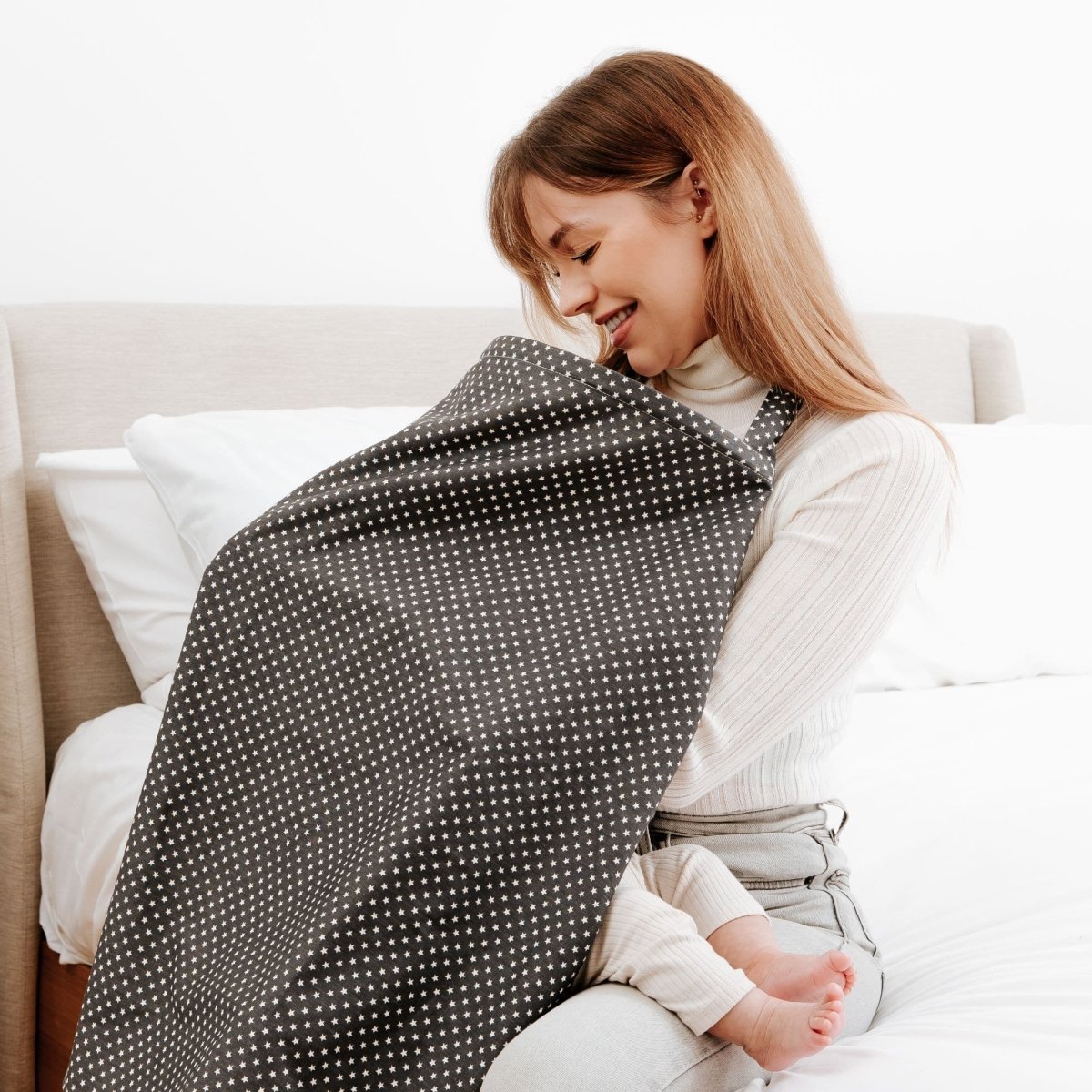 Breastfeed Apron - White Stars - Glamorous Boutique