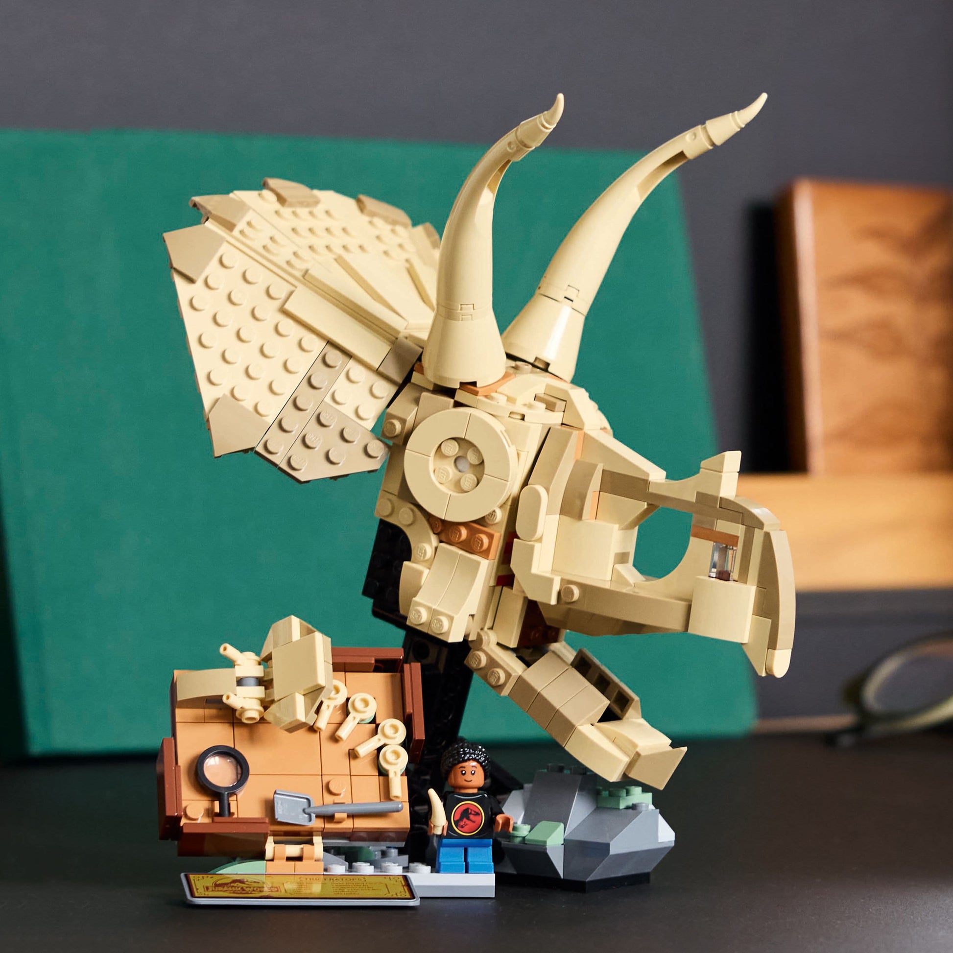 Lego Jurassic World 76969 Dinosaur Fossils: Triceratops Skull Ages 9+ - Glamorous Boutique