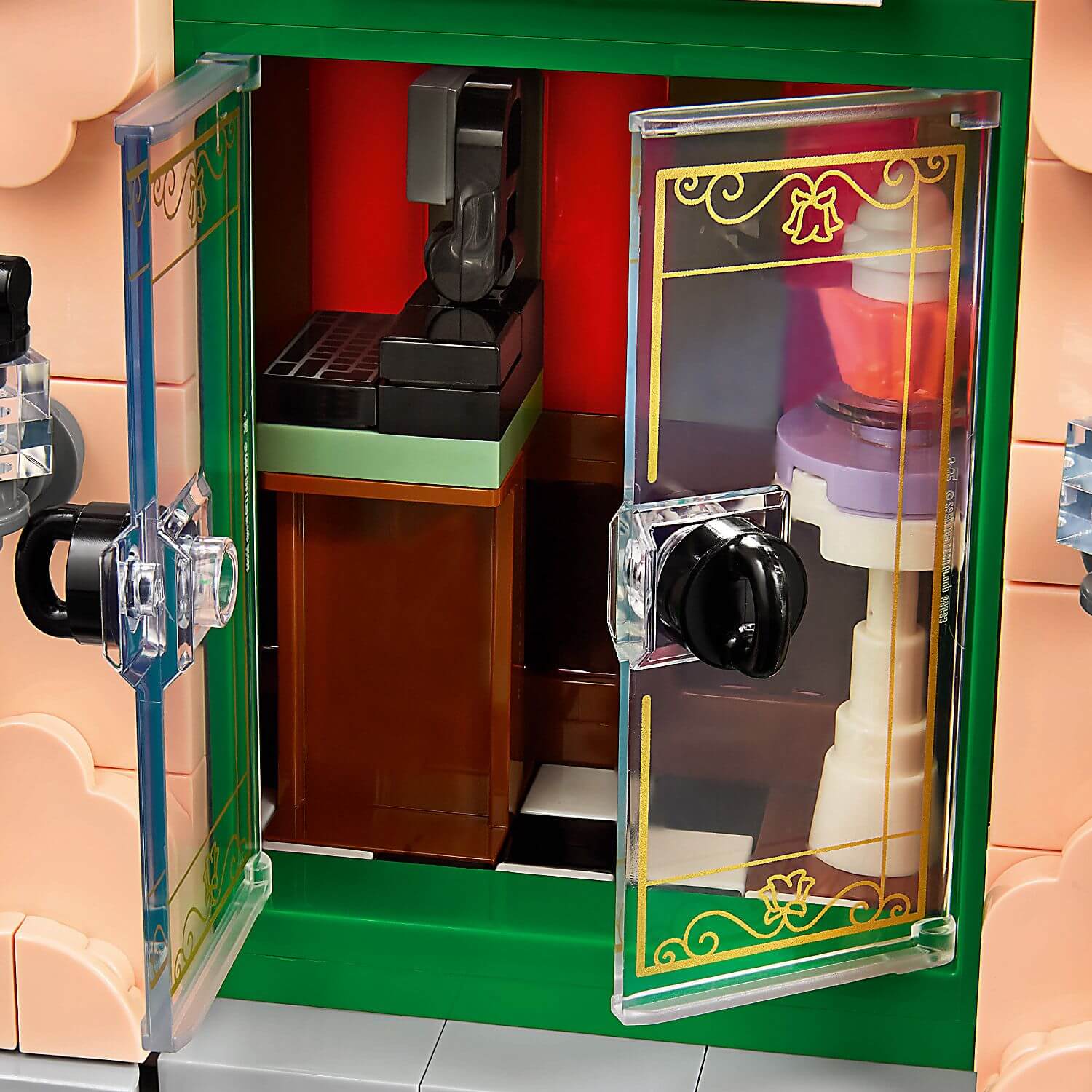 Lego Icons 10362 French Cafe Building Set for Adults Ages 18 and Up - Glamorous Boutique