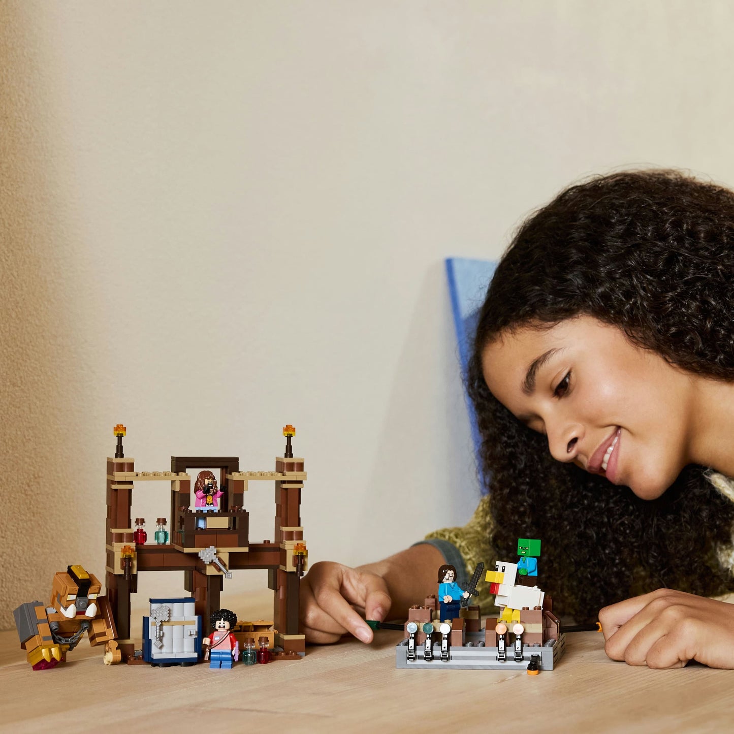 Lego Minecraft Movie 21272 Woodland Mansion Fighting Ring for Ages 10+ - Glamorous Boutique