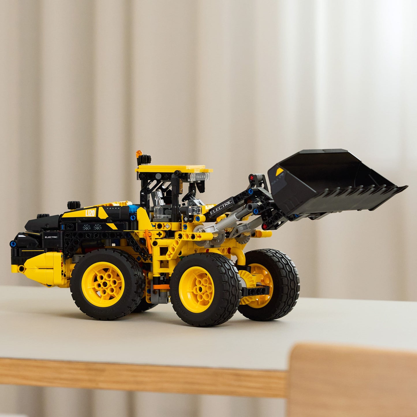 Lego Technic 42209 Volvo L120 Electric Wheel Loader for Ages 9 and Up - Glamorous Boutique
