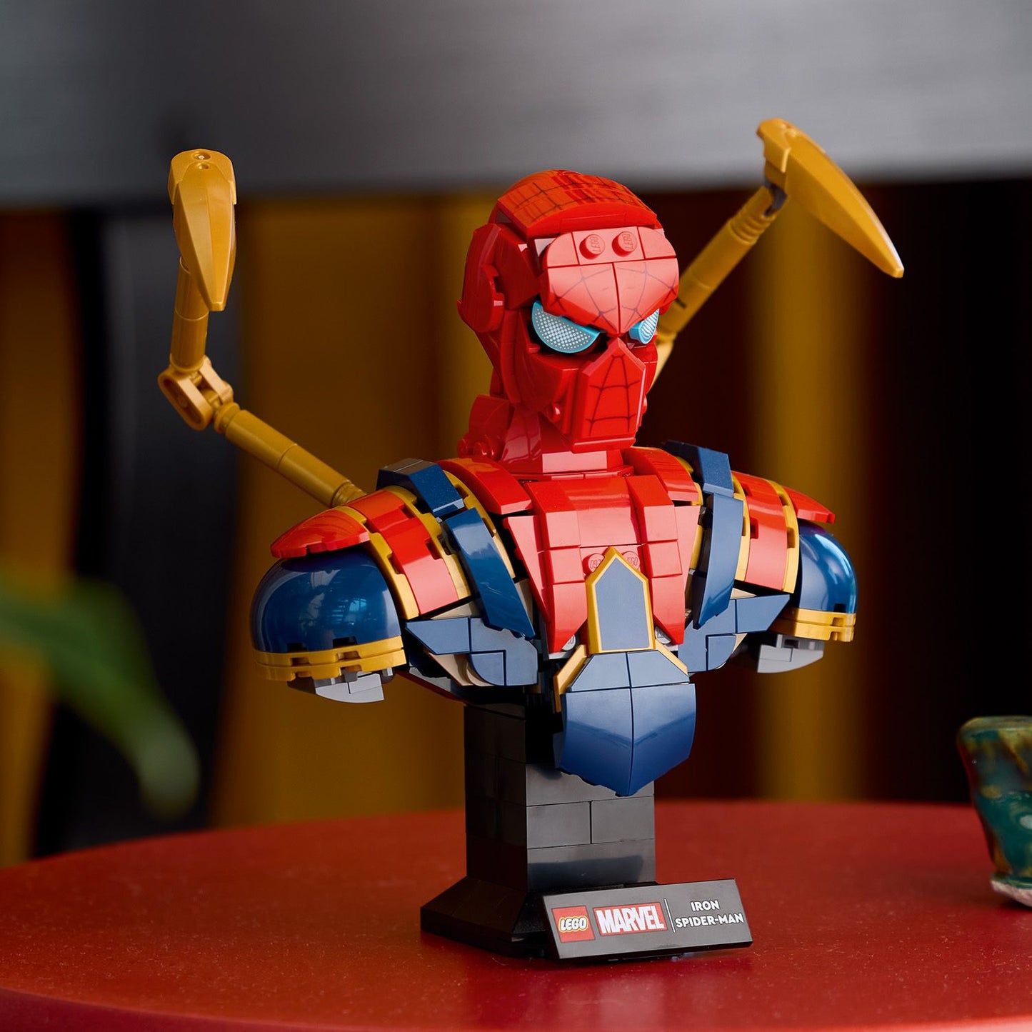 Lego Marvel 76326 Iron Spider-Man Bust Collectable for Adults Age 18+ - Glamorous Boutique