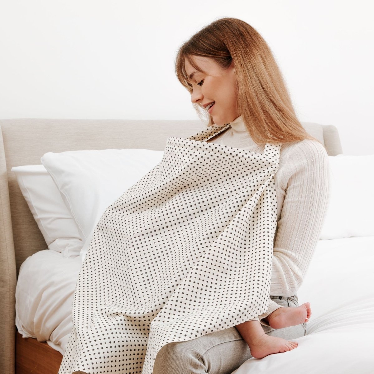 Breastfeed Apron - Grey Stars - Glamorous Boutique