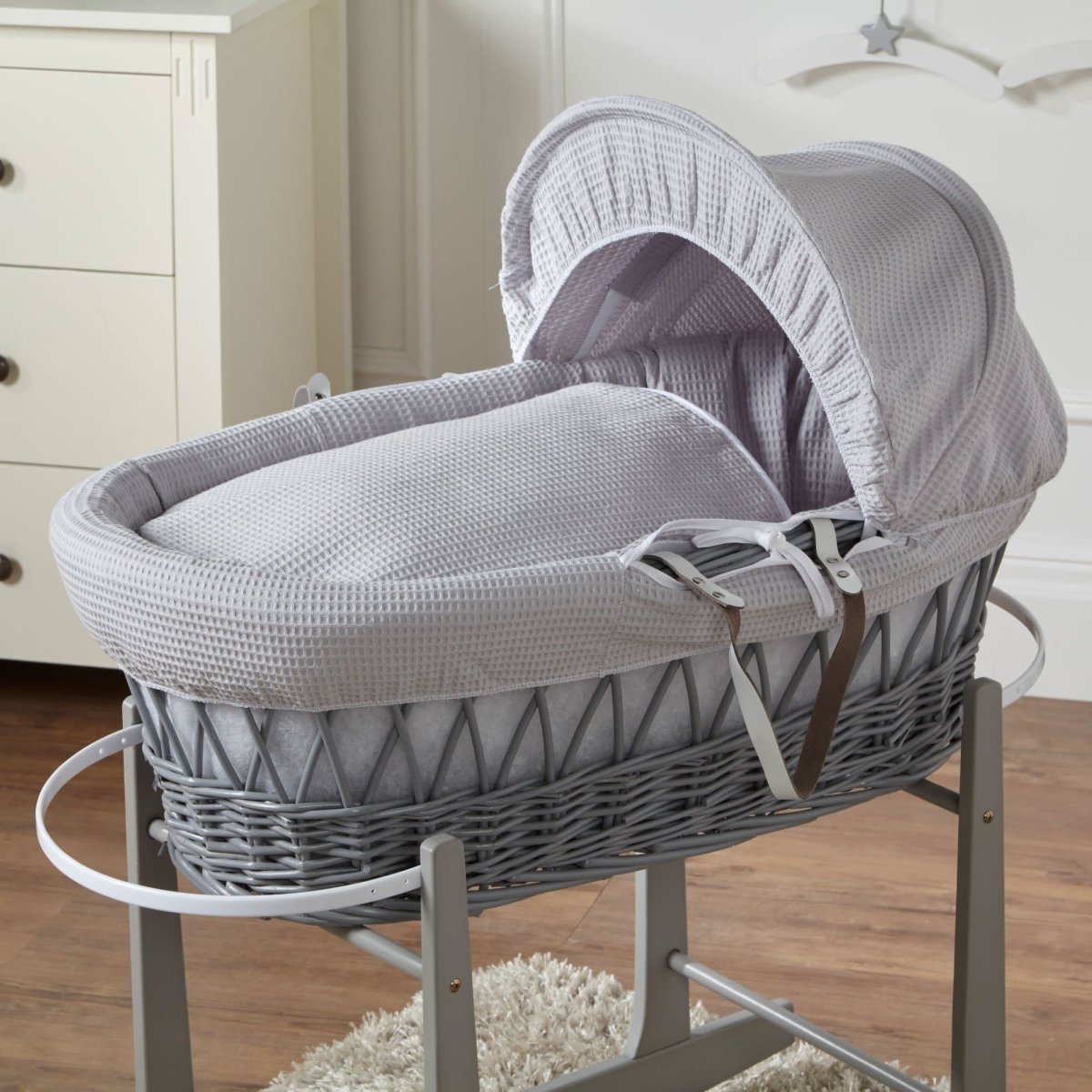 Wicker Moses Basket - Glamorous Boutique